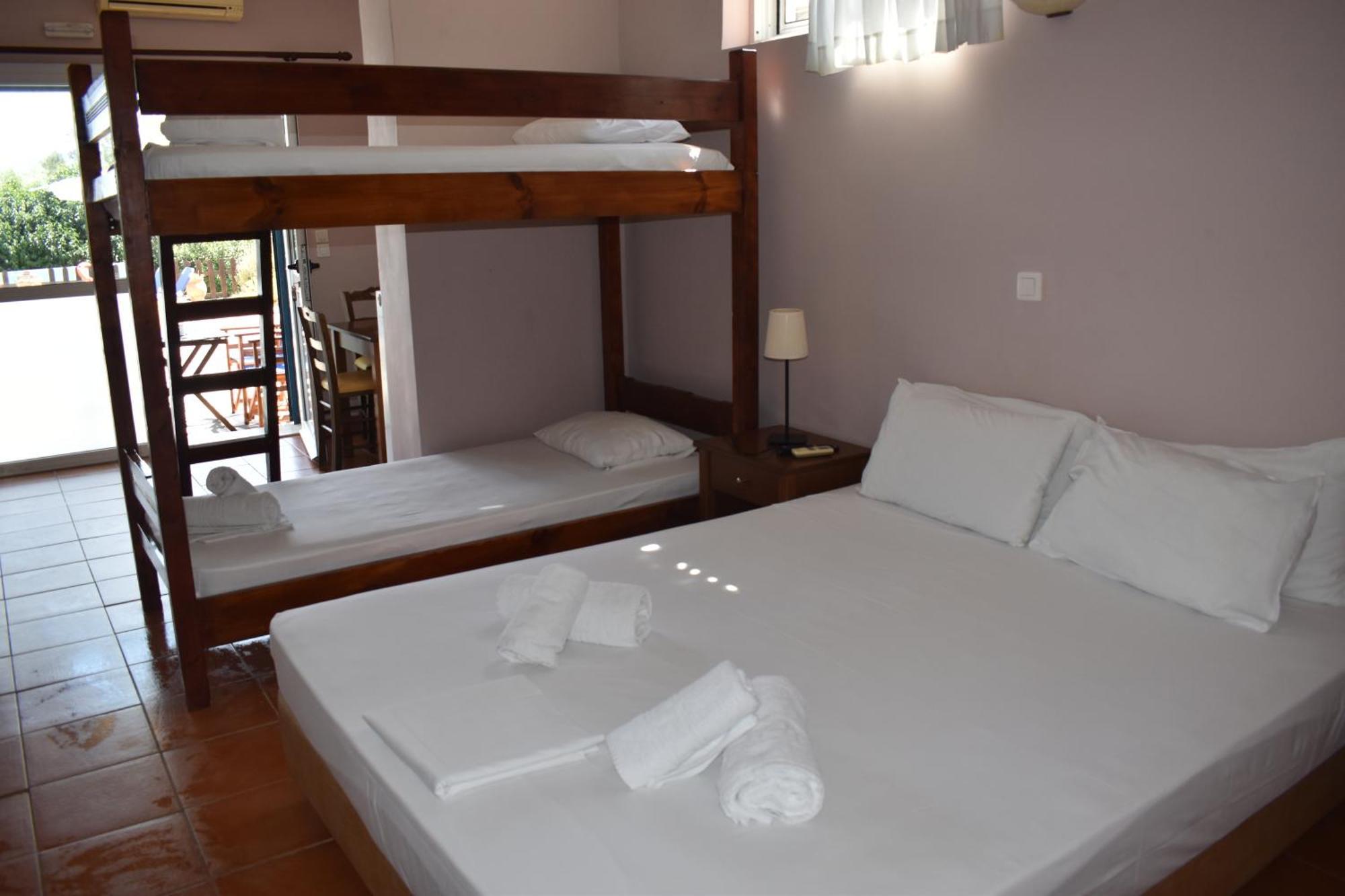 Ithaki Holidays Frinion ภายนอก รูปภาพ